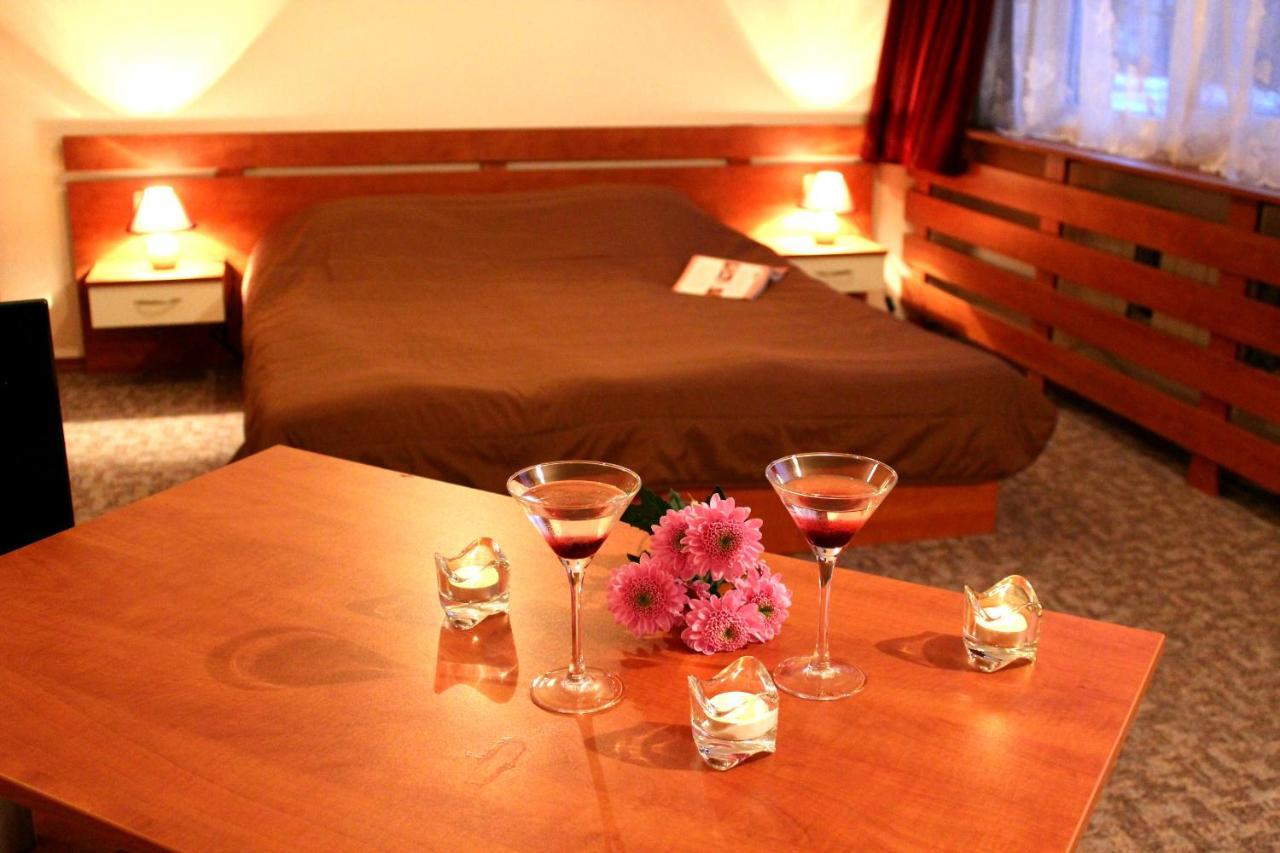 Hotel Of Bulgarian Academy Of Sciences Sofia Esterno foto