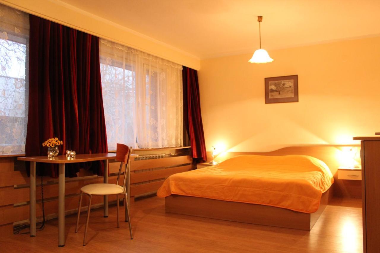 Hotel Of Bulgarian Academy Of Sciences Sofia Esterno foto